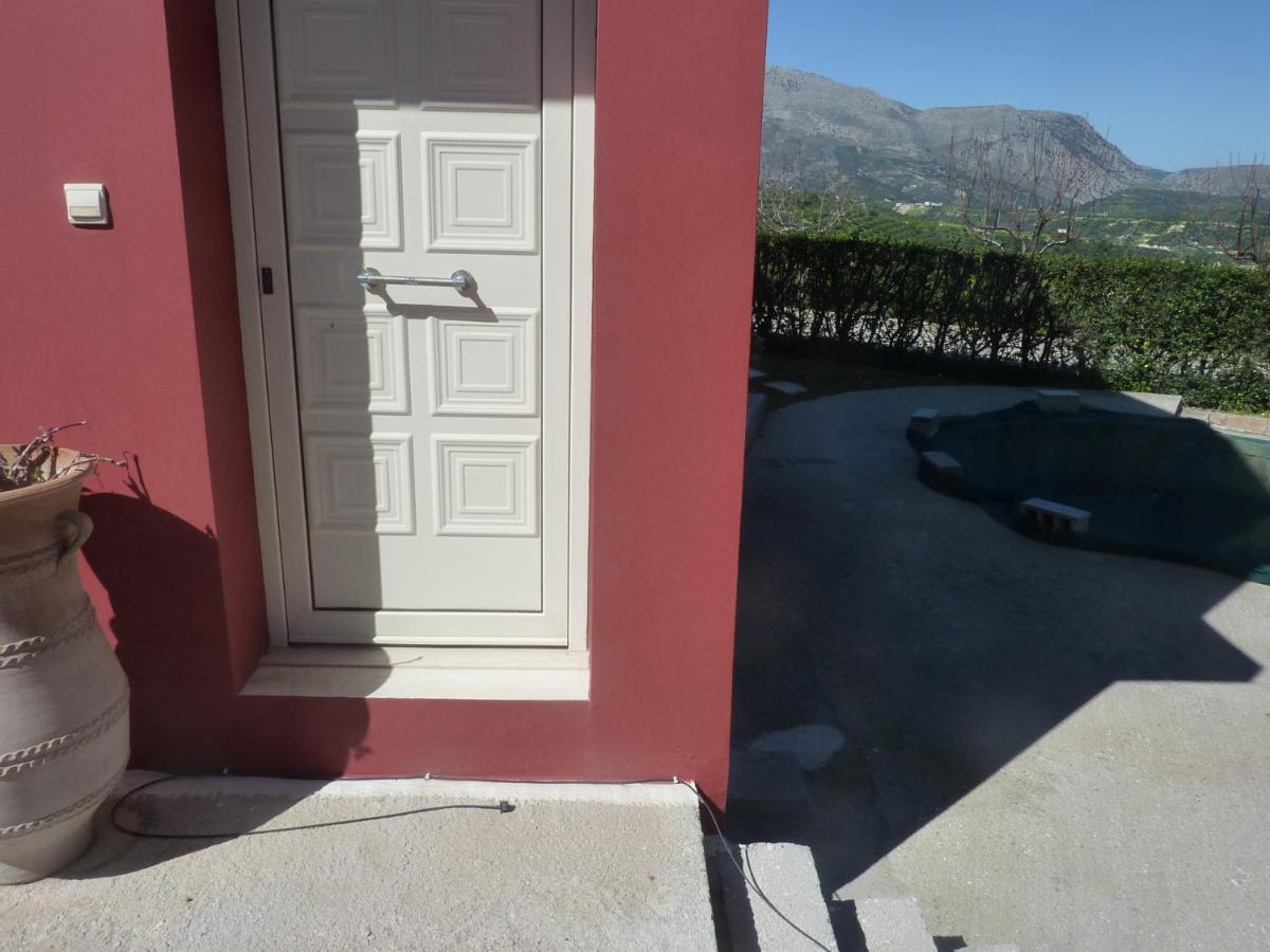 Entire Independent Maisonette Near Heraklion Pottery Classes Petrokefalo Экстерьер фото